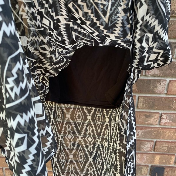 Black & Cream Geometric Patterned Maxi Skirt (XL) - Picture 8 of 10